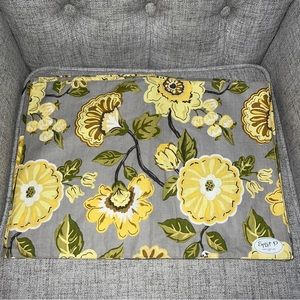 Split-P Placemat 18"x13" NWT, Floral tapestry design set of four yellow gray